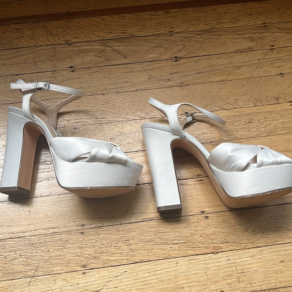 Womens Ivory Satin Stiletto Block-Heel Platform Sandal - Picture 2 of 5